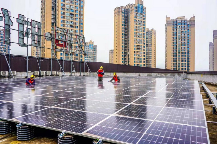 光伏發(fā)電晚上都顯示正常是有故障嗎？夜晚是怎么解決用電問題？